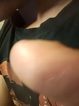 LecheDeSoya666's cam snapshot