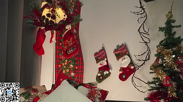 AmiLewis live sex cam