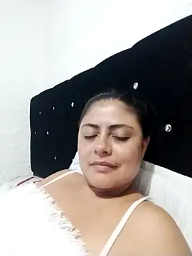 ElizabethWeil's cam snapshot