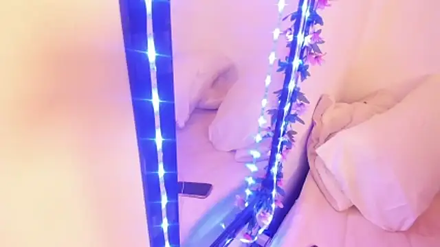 Lilith_salvatoree's cam snapshot