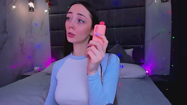 Lexi_Split's cam snapshot