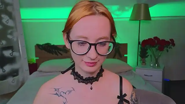 WICKEDEMBER's cam snapshot