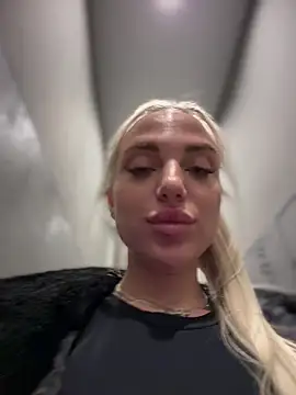 pinkstar_'s cam snapshot