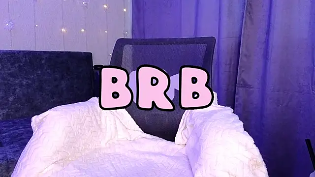 Emily__Mooree's cam snapshot