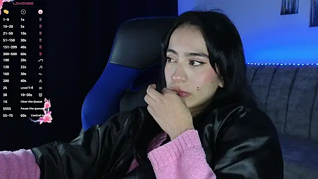 ZaraDames_'s cam snapshot