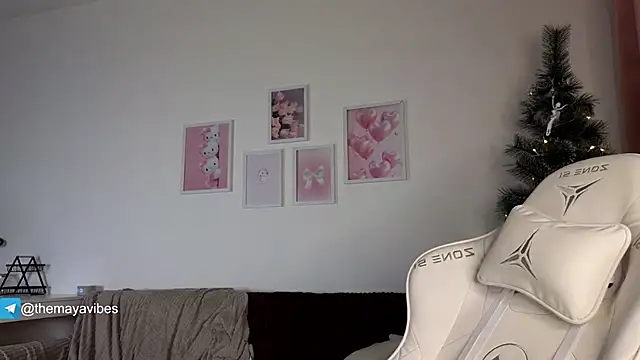 Maya_Rave live sex cam