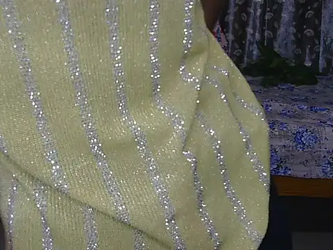 alaviya-19's cam snapshot