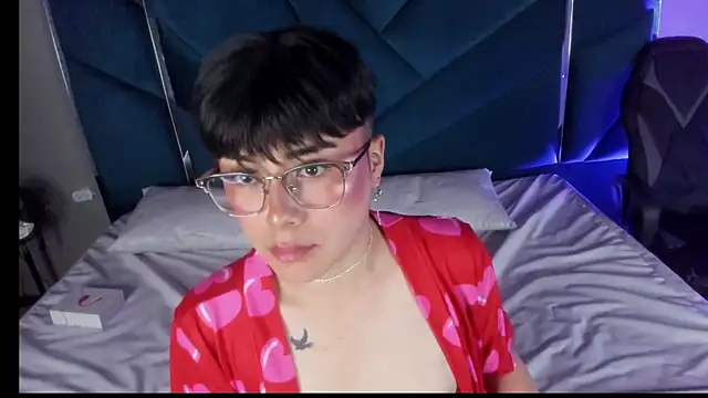 LyamMarven01's cam snapshot