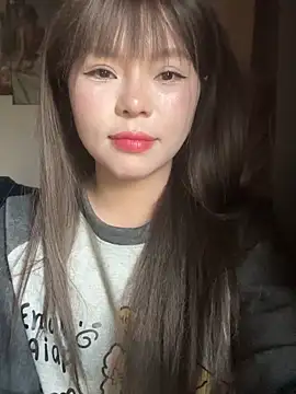 SarahBeii live sex cam