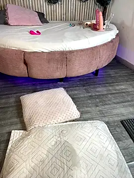 Saracooper__'s cam snapshot