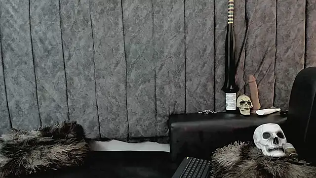 Rowan_Mills's cam snapshot