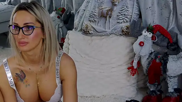 IsabelleEthan's cam snapshot