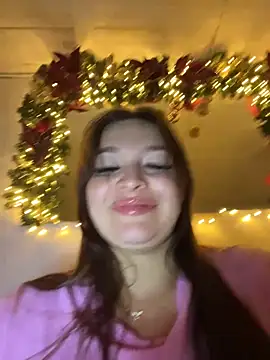 sarahreyess_11's cam snapshot