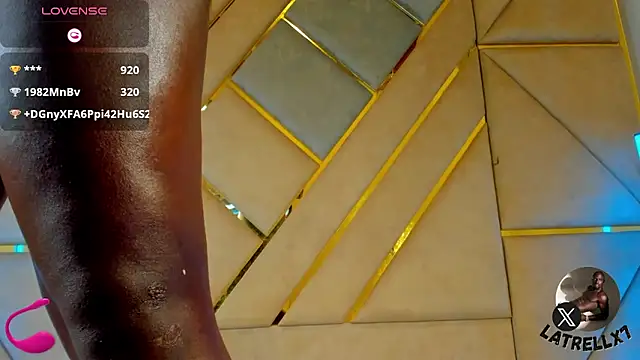Latrellx7 live sex cam