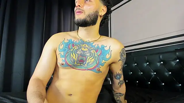 Twisted_Fantasy live sex cam