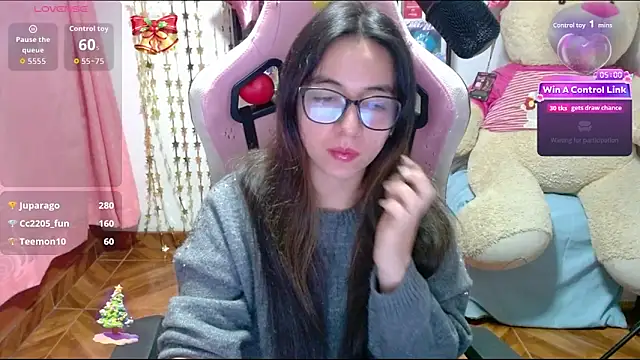 Maggie_Fox3's cam snapshot