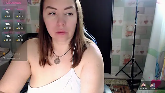 Korolek12 live sex cam