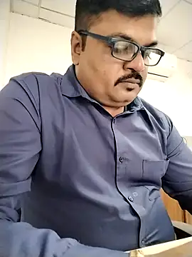 Desi_Lodo_Gujju_Boy live sex cam