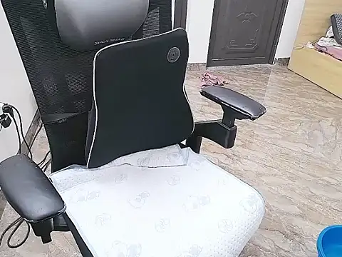 Shulee21's cam snapshot