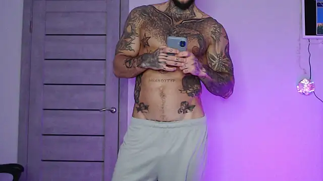 maxi_foxxx's cam snapshot