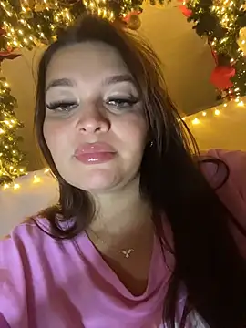 sarahreyess_11's cam snapshot