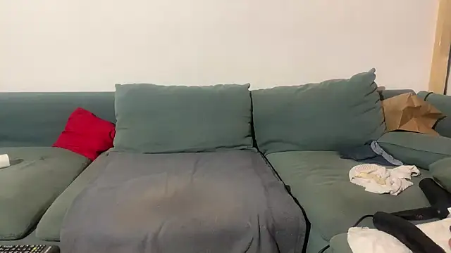 devote_schlampe00's cam snapshot