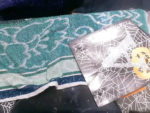 DarkBeauty33's cam snapshot