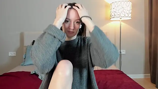 cutienaughtygirl live sex cam