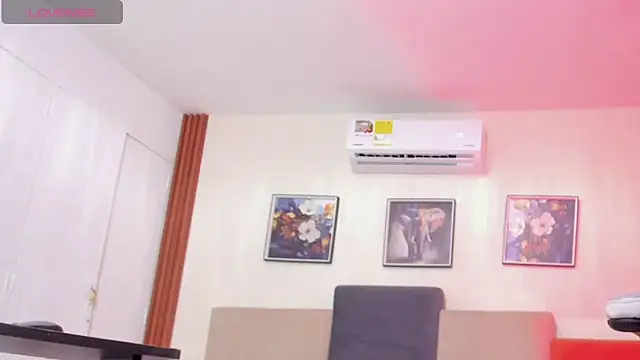 loress_ass_mature's cam snapshot