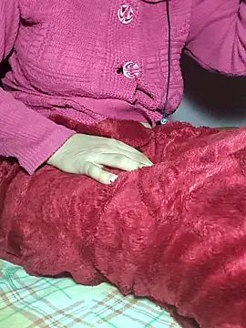 IndianRima's cam snapshot