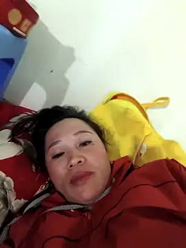 Y-eahi's cam snapshot