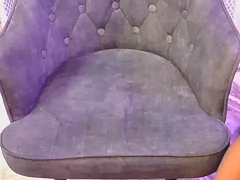 hey-pinky's cam snapshot