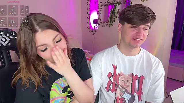 RobertAndLinela live sex cam