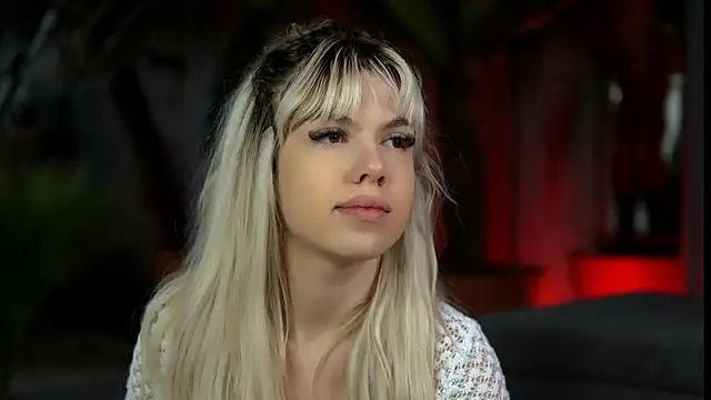 Emily_Voss's cam snapshot