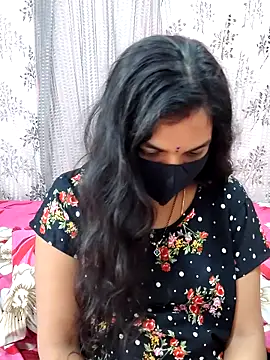 Lalitha-1995's cam snapshot