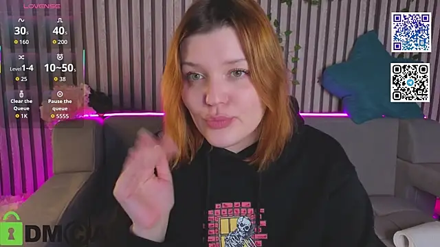 Michele_Greenn's cam snapshot