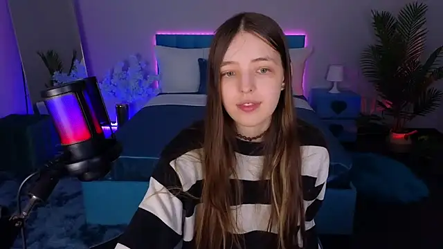 LiliBakery's cam snapshot