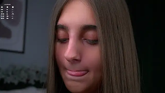 PiquingOgalala live sex cam