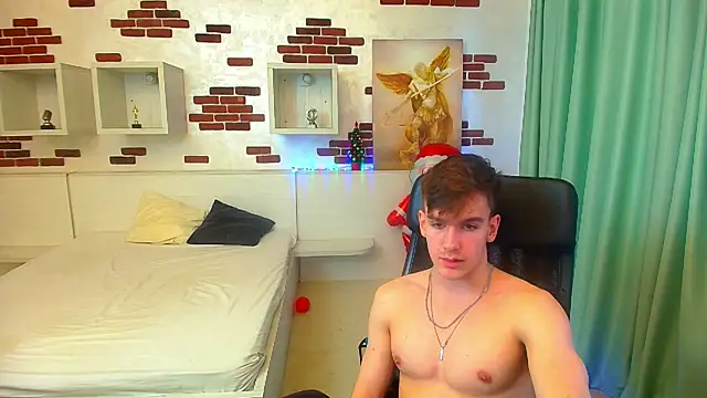 BradyFlint live sex cam