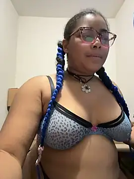 lunaxbat live sex cam