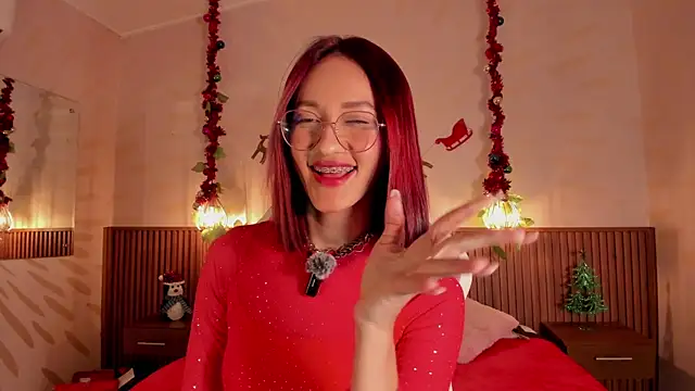 daphne_courtis's cam snapshot