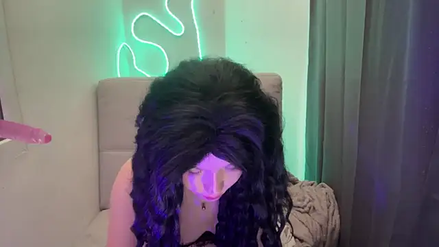 Ameliasiren's cam snapshot