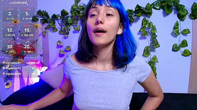 tati_cardenas's cam snapshot