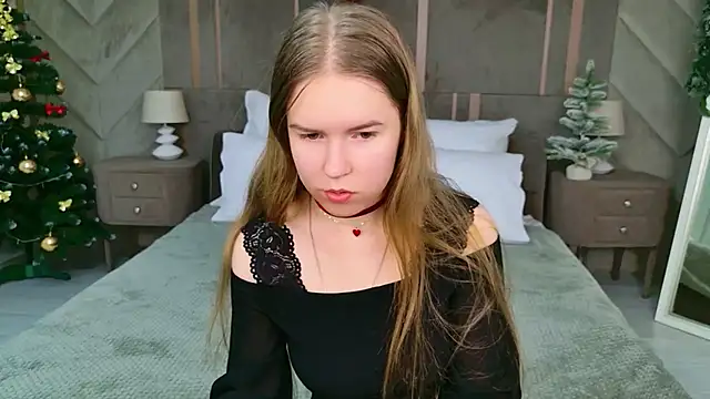 Alida_Brice's cam snapshot