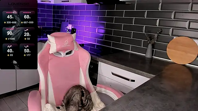 EmmaVictori1 live sex cam