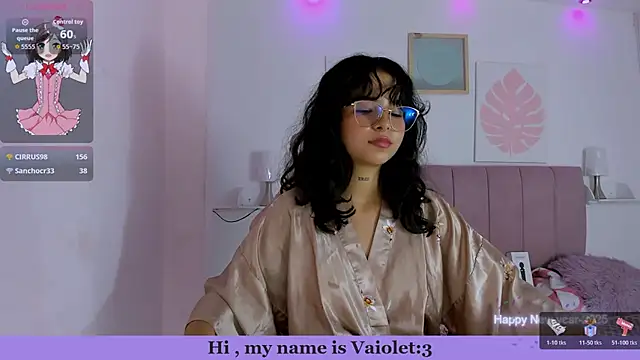 _vaiolet_owo's cam snapshot