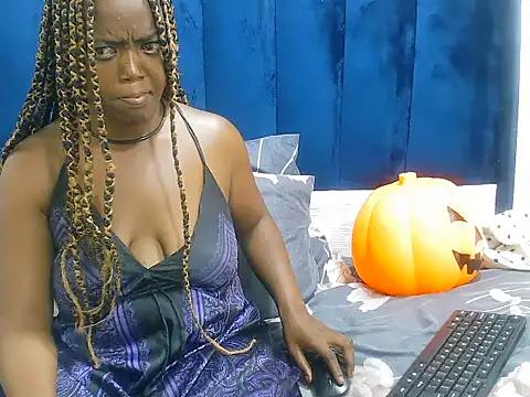 DarkBeauty33's cam snapshot