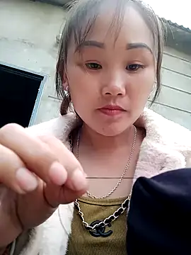 yula-bi's cam snapshot