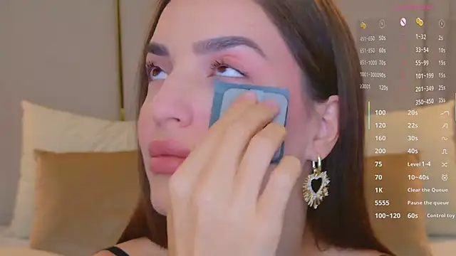 BellaHalles's cam snapshot