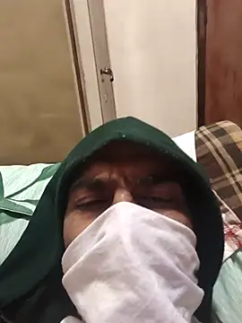 yash_luv_u's cam snapshot